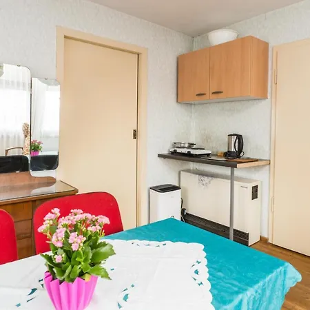 Monteurzimmer Hostal Seckach