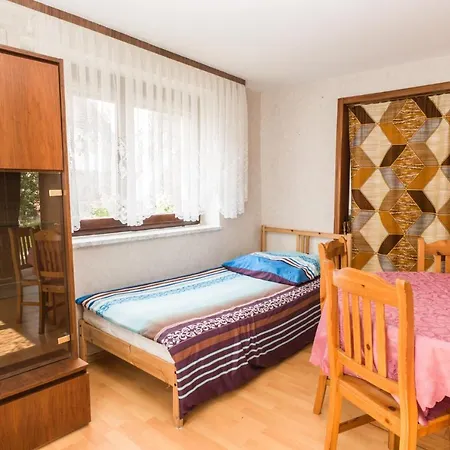 Hostal Monteurzimmer *